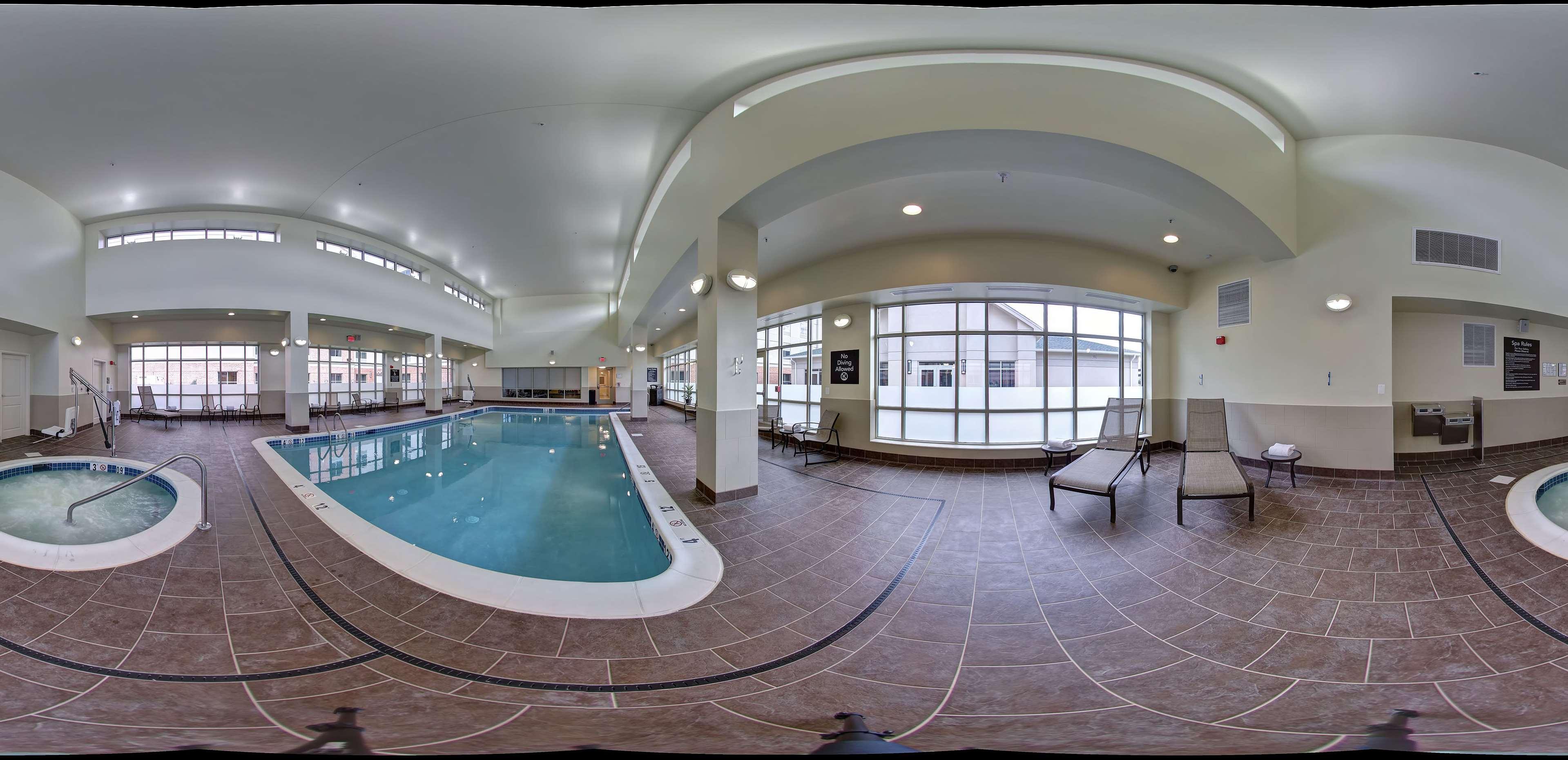 Homewood Suites By Hilton Woodbridge Exterior foto